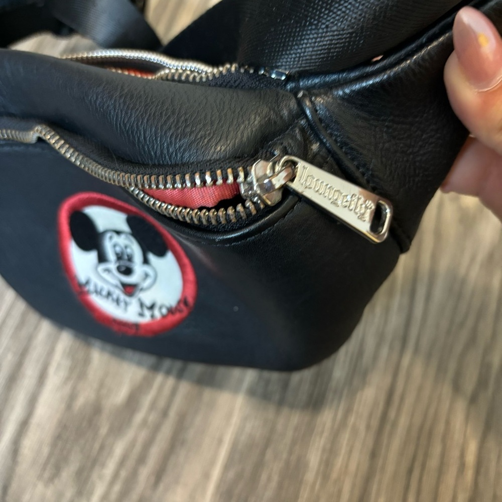 Loungefly Mickey Mouse Club hip pack - Picture 7 of 8